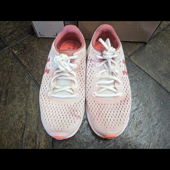 Under Armour Women's Pink Running Shoes - Picture 5 of 7